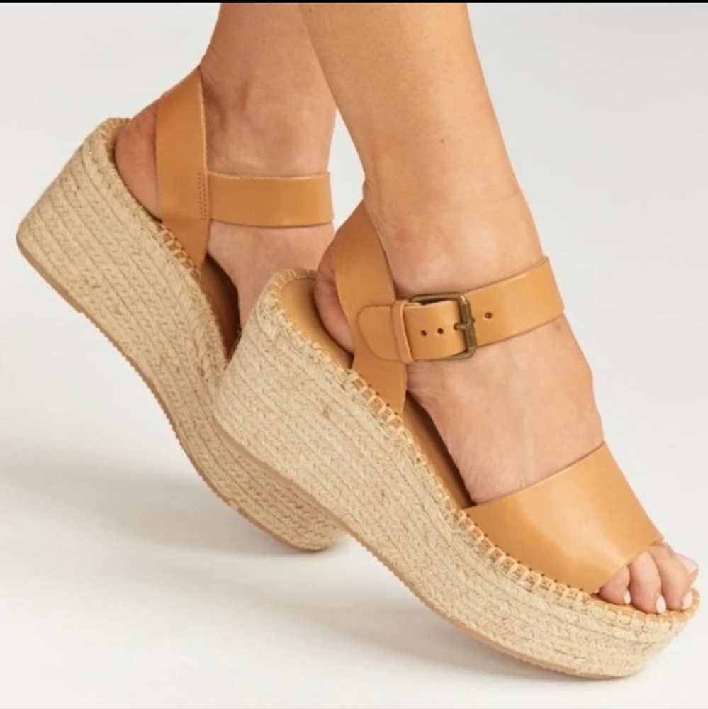 Soludos Minorca High Platform Leather Sandal